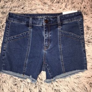 Size 10 midi American Eagle shorts BRAND NEW